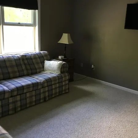 Mount Snow, Snowmobilers N Trailers Plenty Of Parking Villa Wilmington Exterior photo